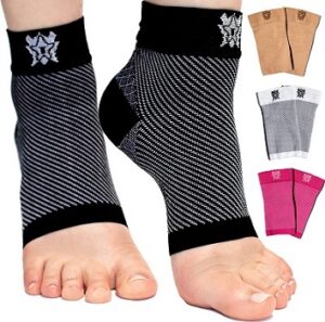 8 Best Compression Plantar Fasciitis Socks & Sleeves